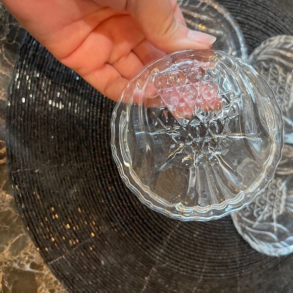Pineapple 🍍 Clear Glass Coasters Ideal for Small Glasses or Candles! - Picture 2 of 4